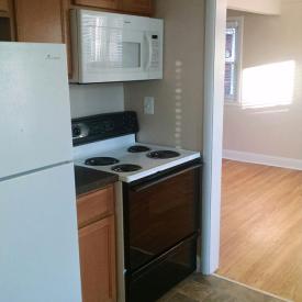 3bedroom townhome - kitchen